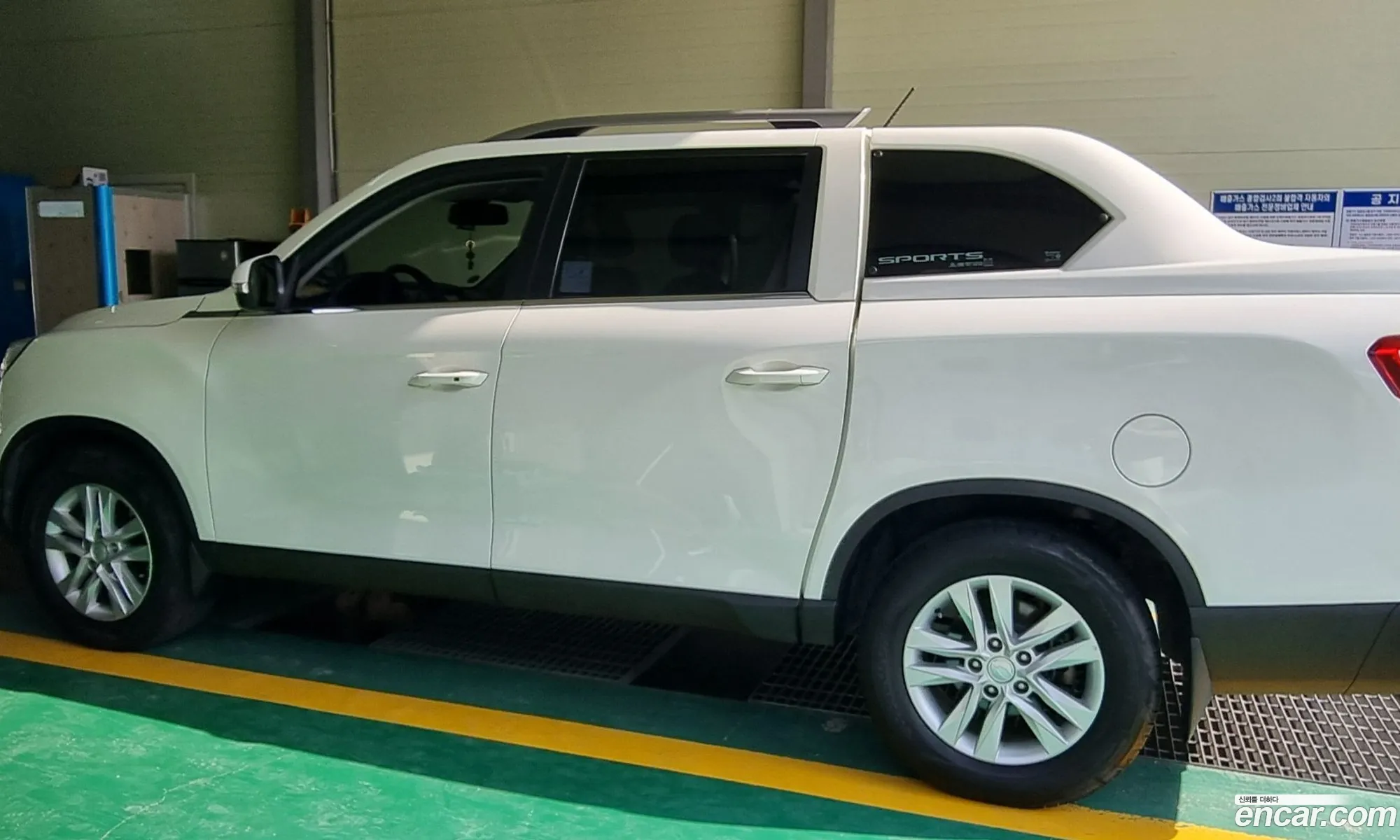 Kg Mobility Ssangyong Rexton Sports Diesel 22 4Wd Prestige - фотография 4932438