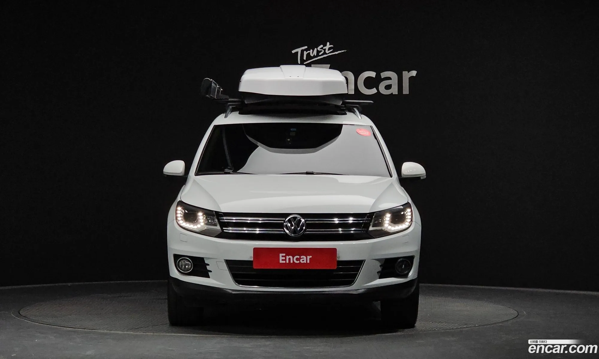 Volkswagen New Tiguan 20 Tdi Premium 5N - фотография 8613171