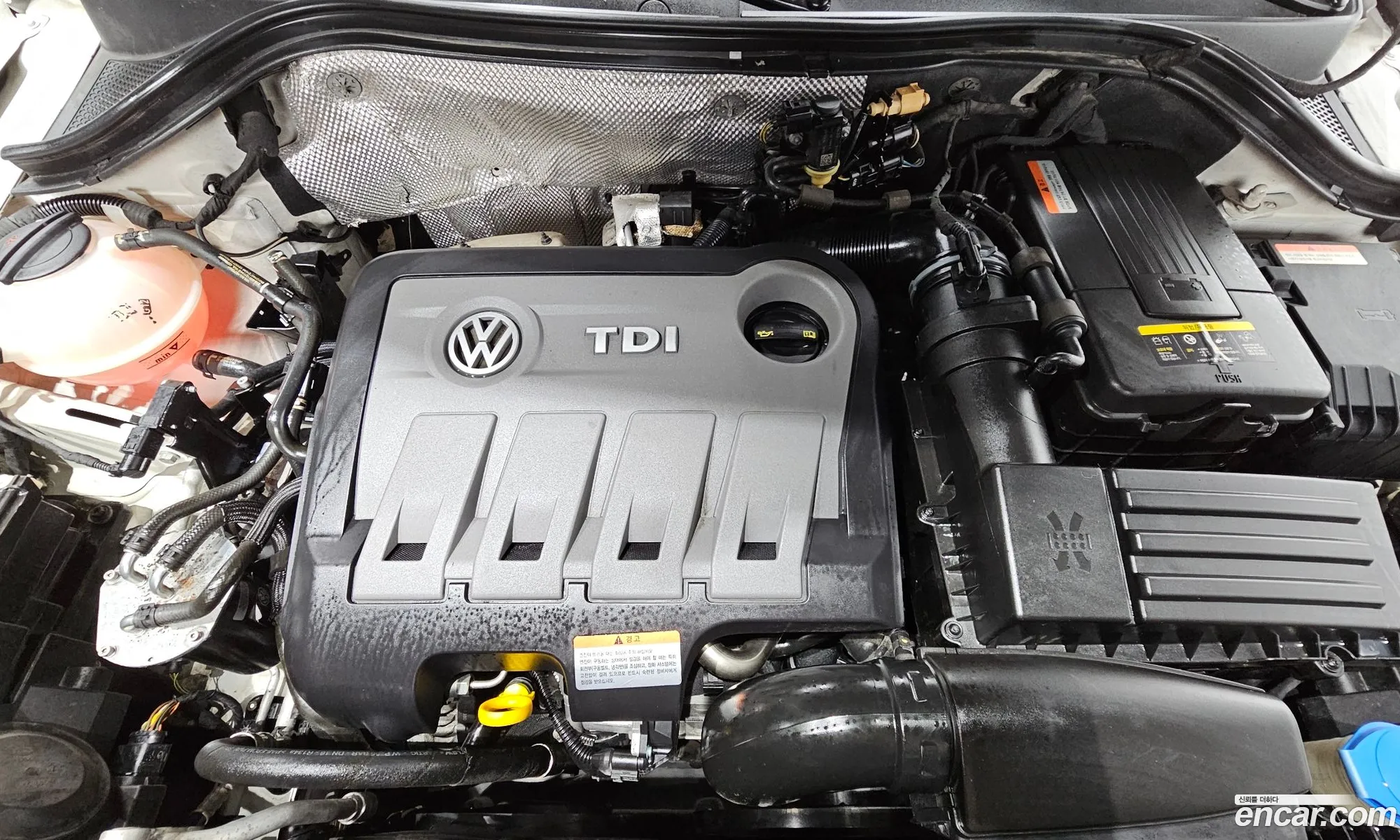 Volkswagen New Tiguan 20 Tdi Premium 5N - фотография 8613174