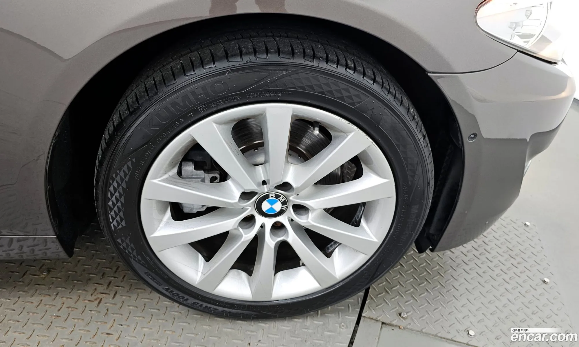 BMW 5 Series F10 528I xDrive - фотография 7205025