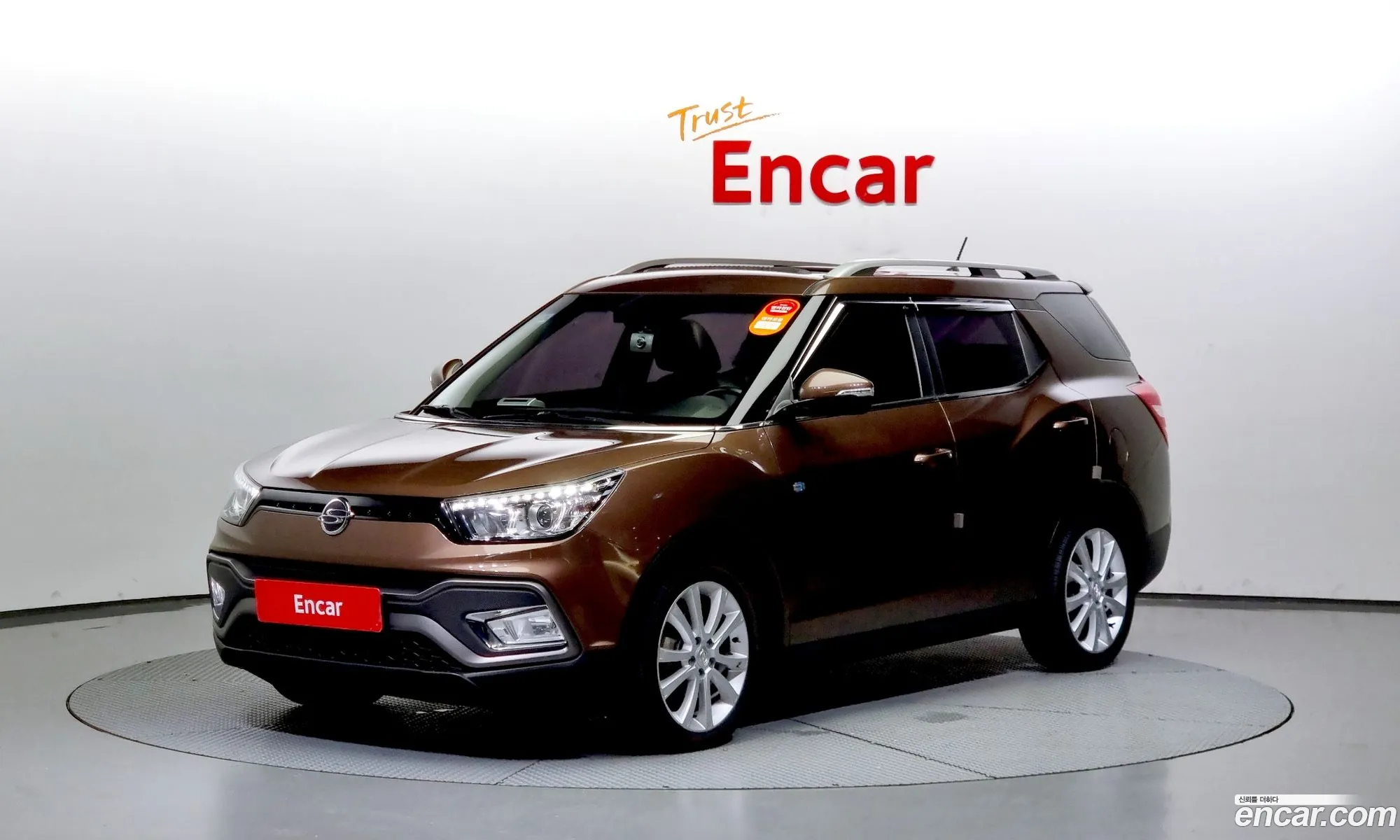 Kg Mobility Ssangyong Tivoli Air Diesel Ix 4Wd - фотография 7501613