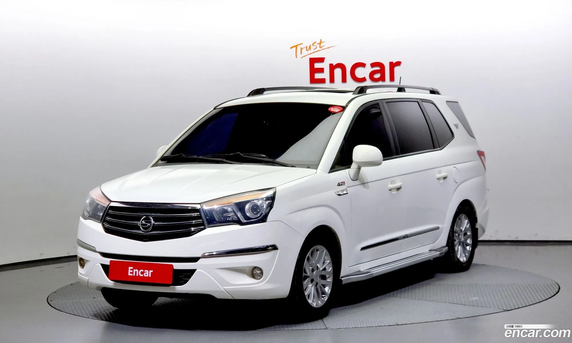 Kg Mobility Ssangyong Korando Turismo 4Wd Gt 11-Seater - фотография 7155995