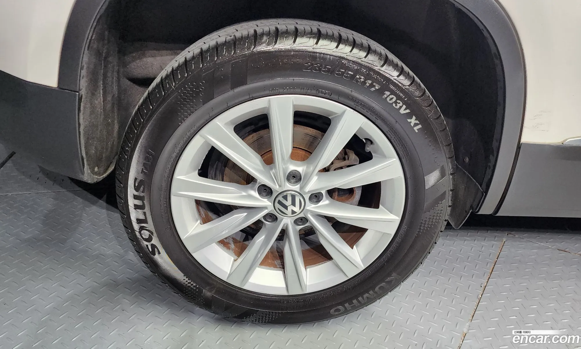 Volkswagen New Tiguan 20 Tdi Comfort 5N - фотография 12462848