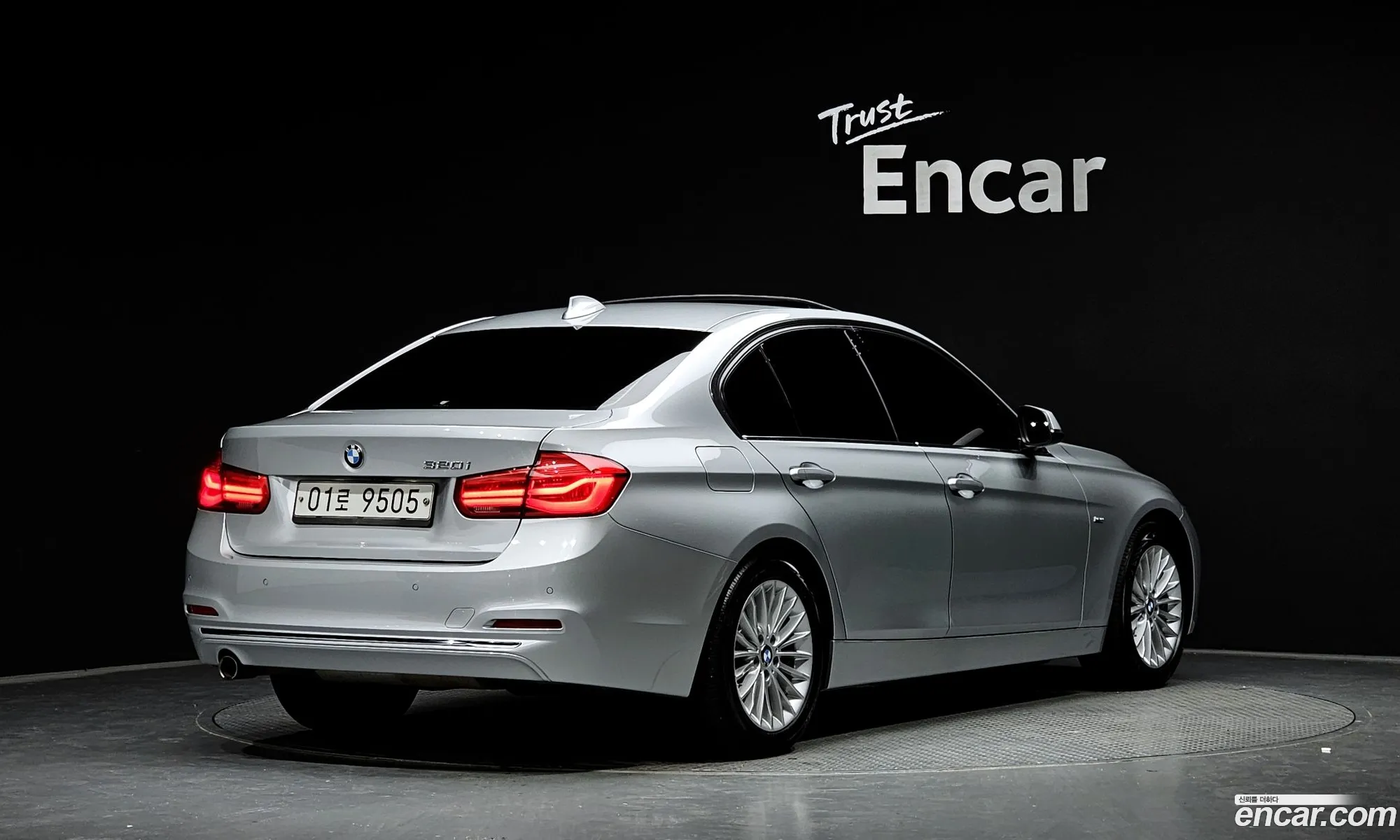 BMW 3 Series F30 320I Luxury - фотография 7204998