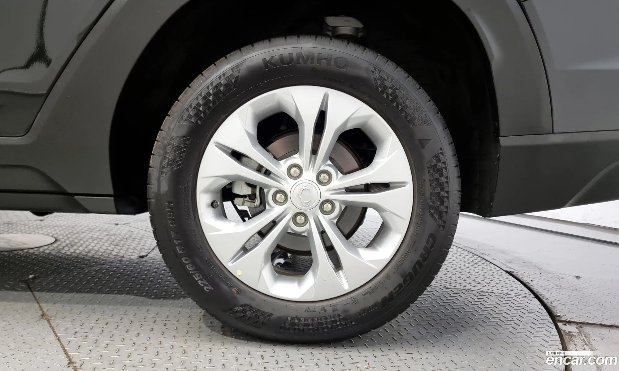 Kg Mobility Ssangyong Torres Gasoline 15 2Wd T5 - фотография 7095000