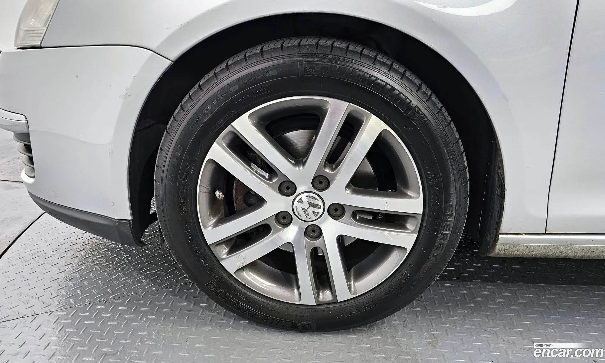 Volkswagen Jetta 20 Tdi Cft 5Th Generation - фотография 8482652