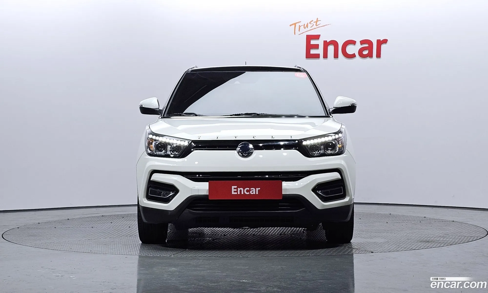 Kg Mobility Ssangyong Tivoli Armor Gear Edition 2Wd - фотография 7350242