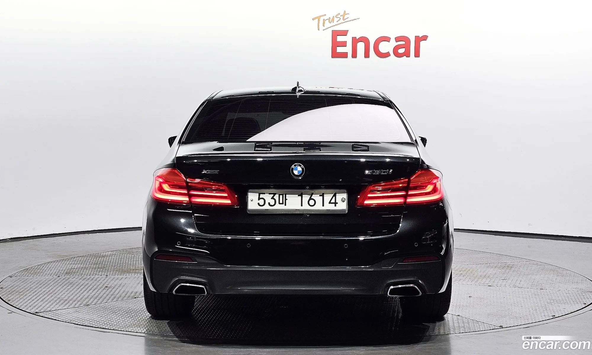 BMW 5 Series G30 530I xDrive M Sport Plus - фотография 12002015