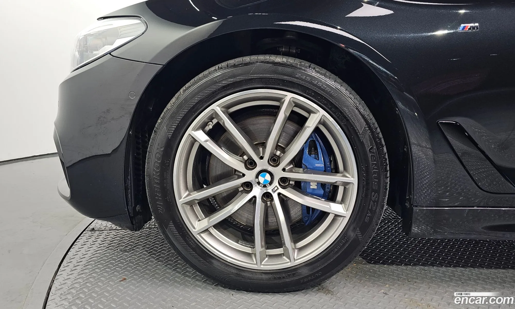 BMW 5 Series G30 530I xDrive M Sport Plus - фотография 12002016