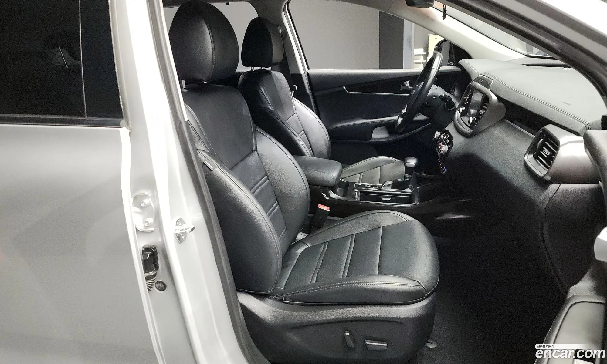Korex Auto Trade - фотография 12731477