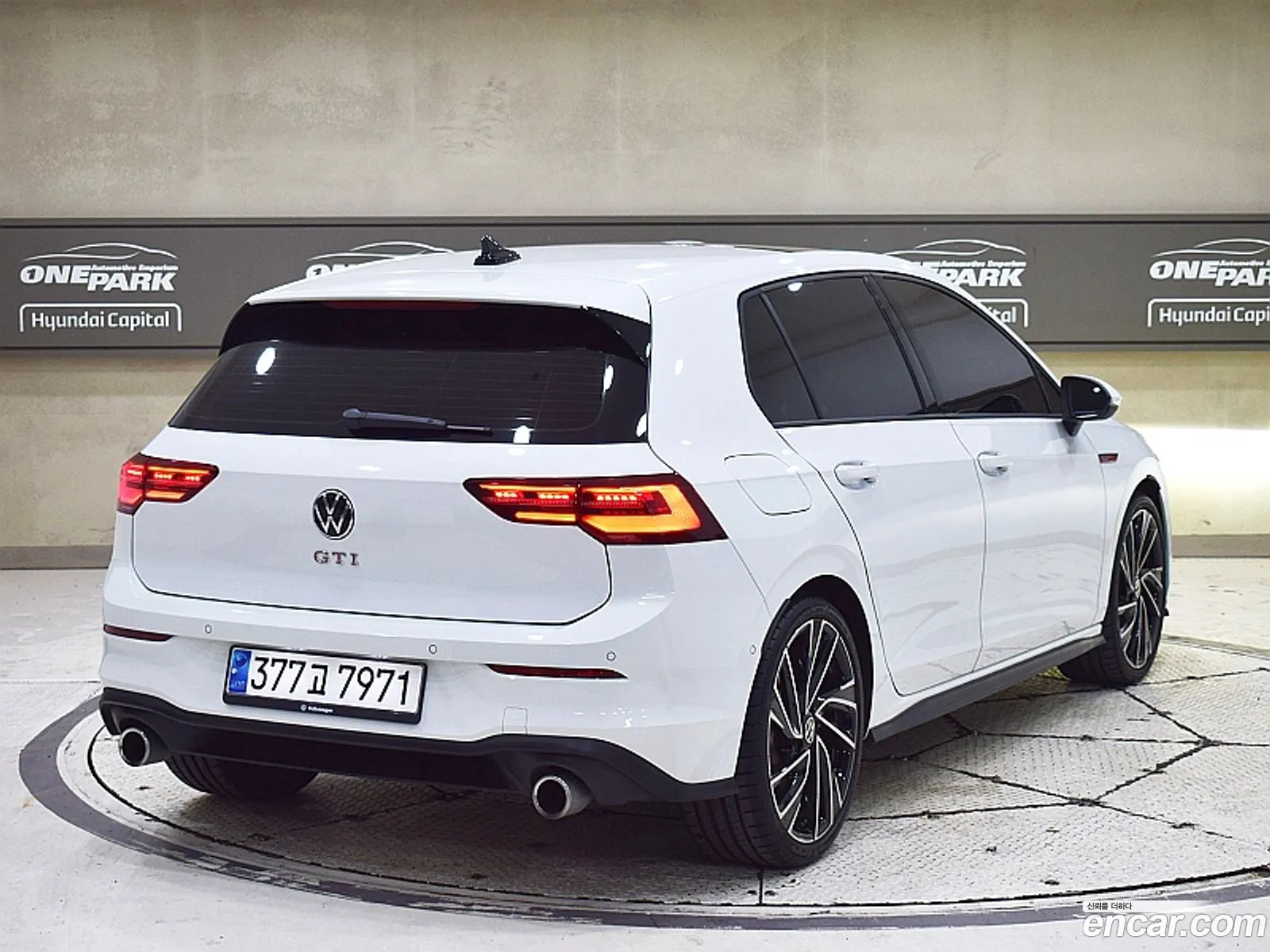 Volkswagen Golf 8Th Generation 20 Gti - фотография 8317511