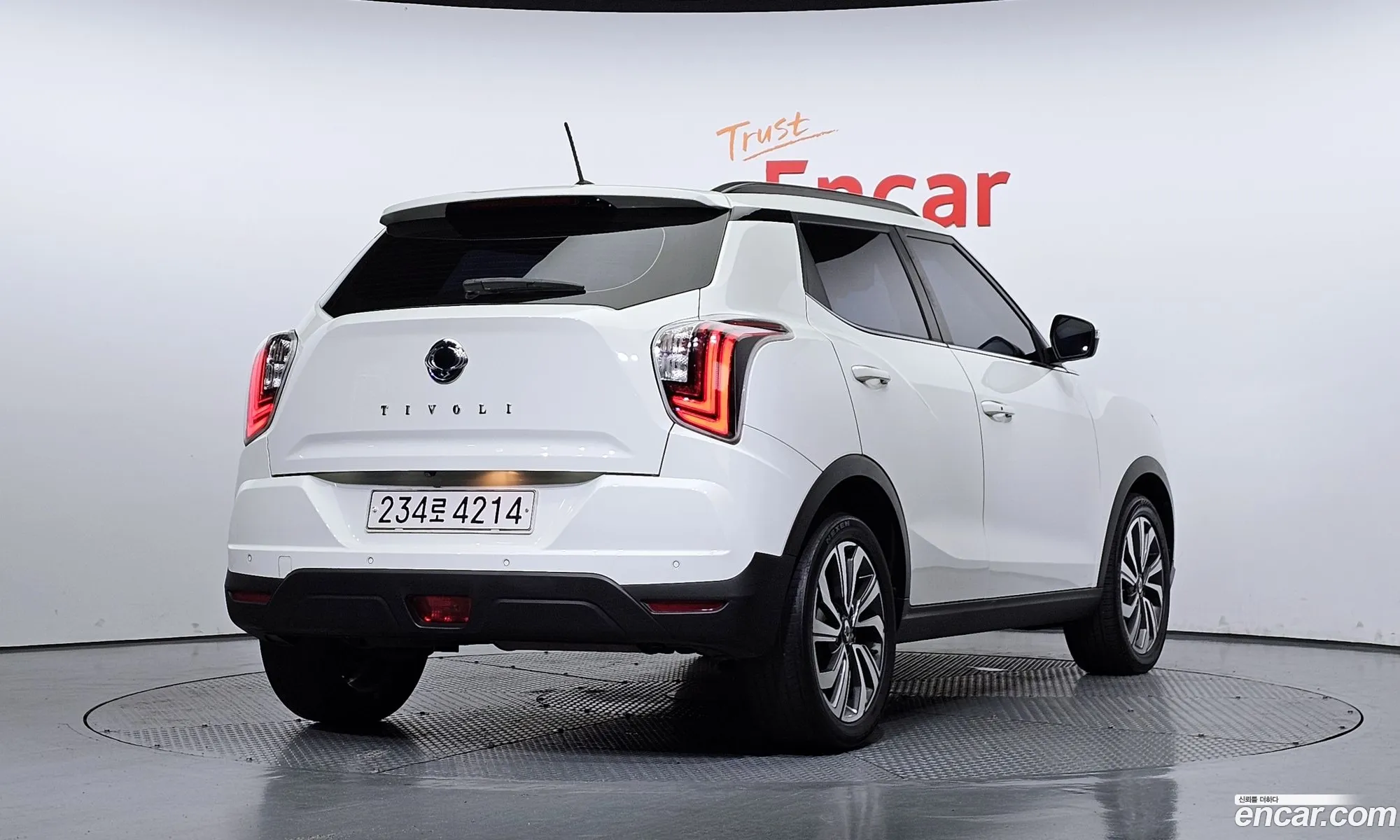 Kg Mobility Ssangyong Very New Tivoli Diesel 16 2Wd V3 - фотография 8036824