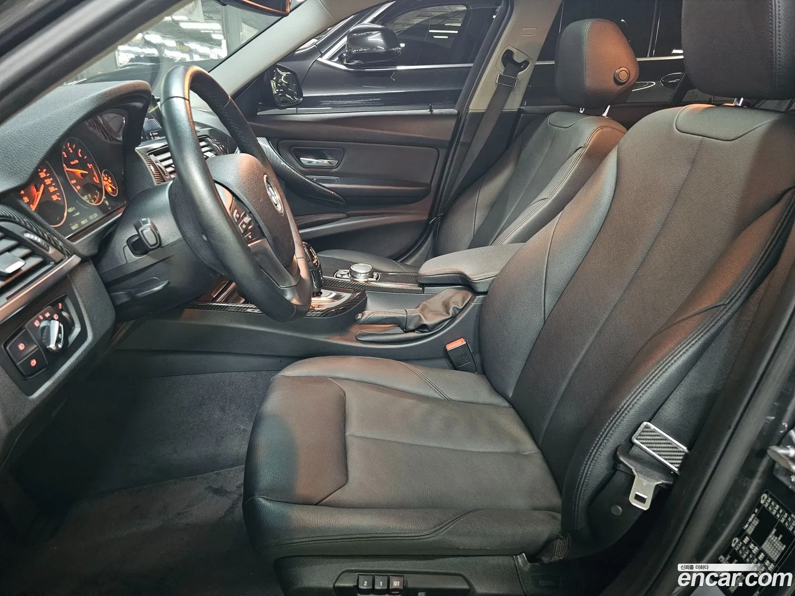BMW 3 Series F30 320D - фотография 7529563