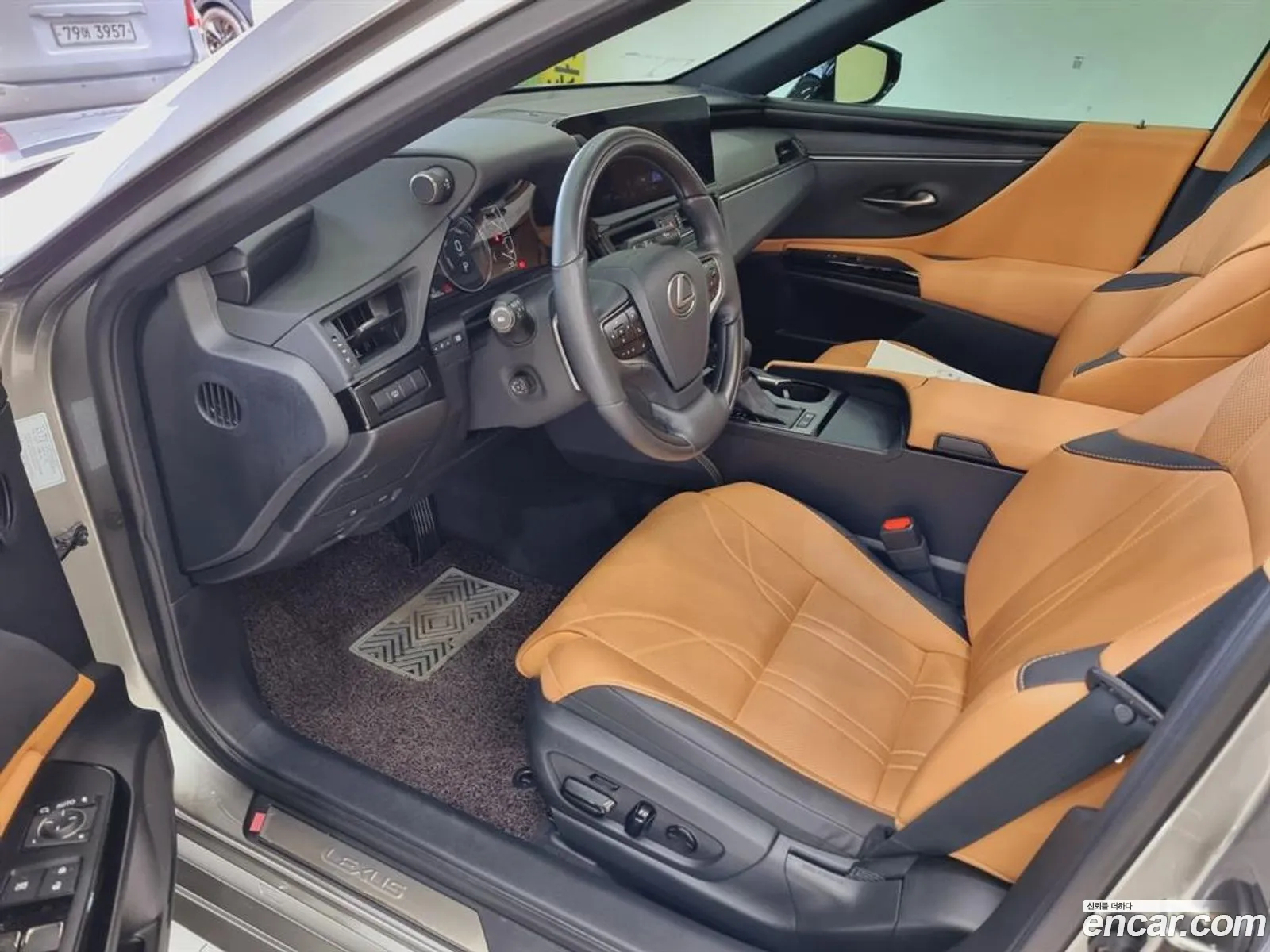 Lexus Es300H 7Th Generation Luxury Plus - фотография 6585621