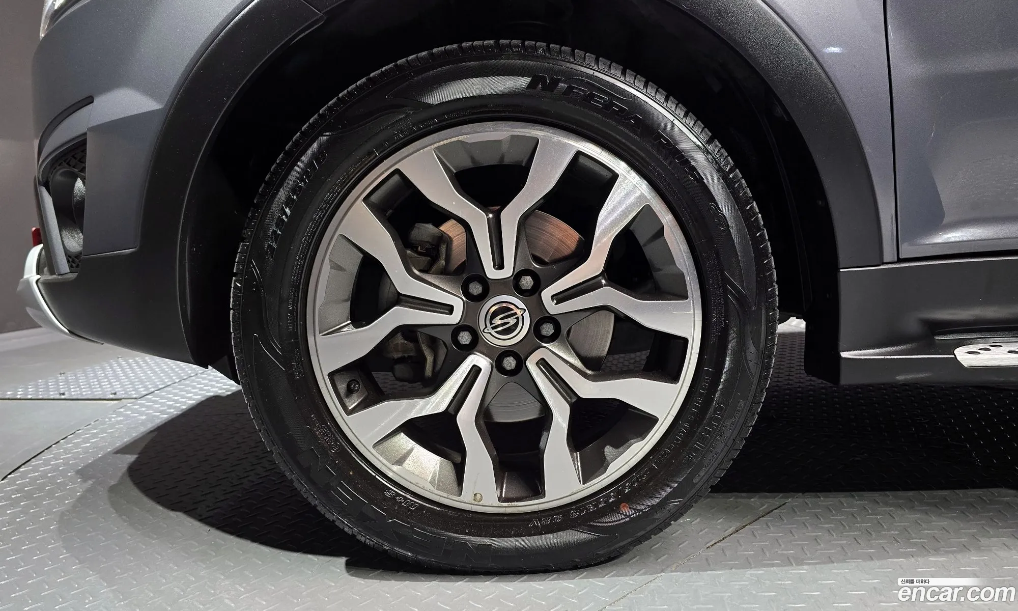 Kg Mobility Ssangyong New Korando C 22 Rx 2Wd Top-Of-The-Line Model - фотография 7817278