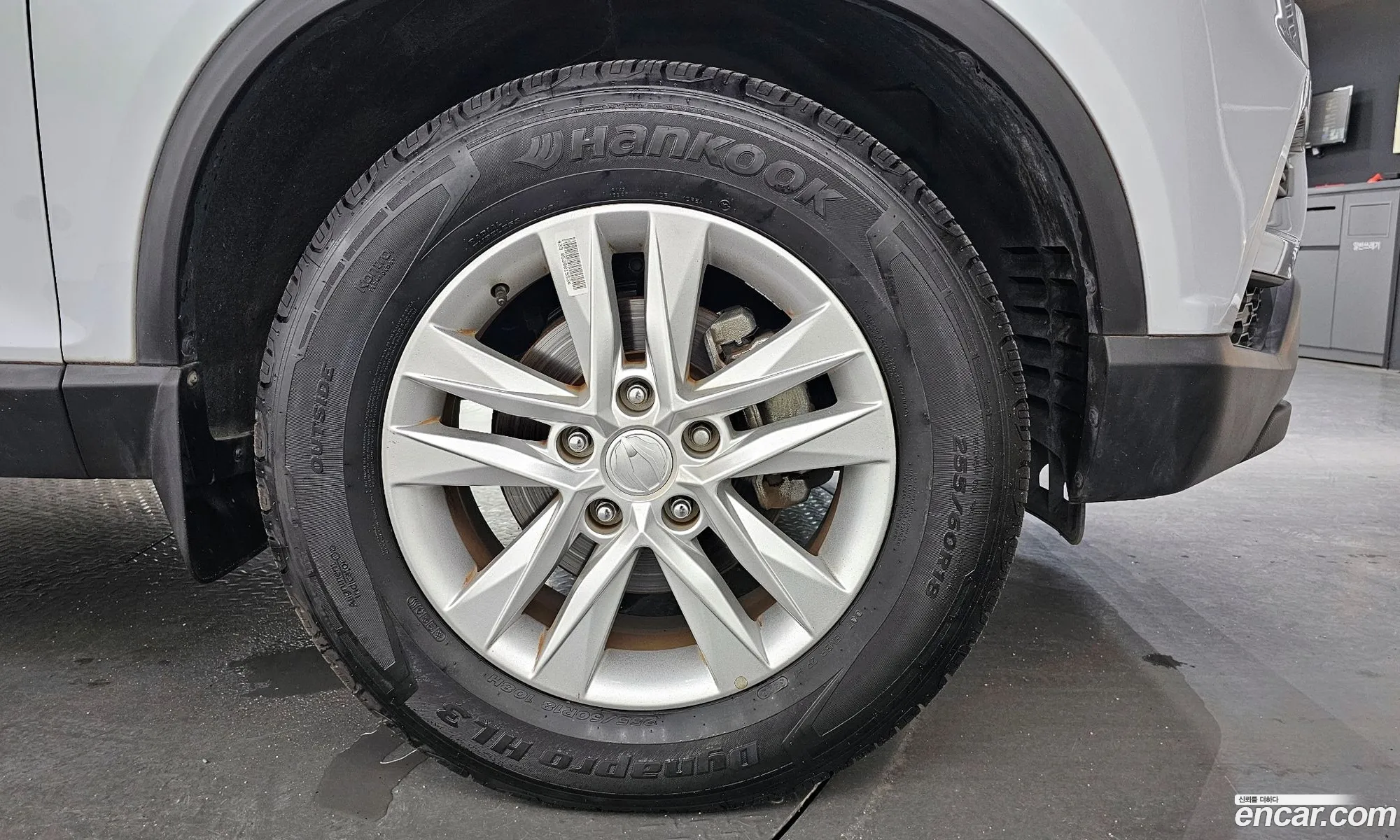 Kg Mobility Ssangyong Rexton Sports Diesel 22 2Wd Prestige - фотография 7389285