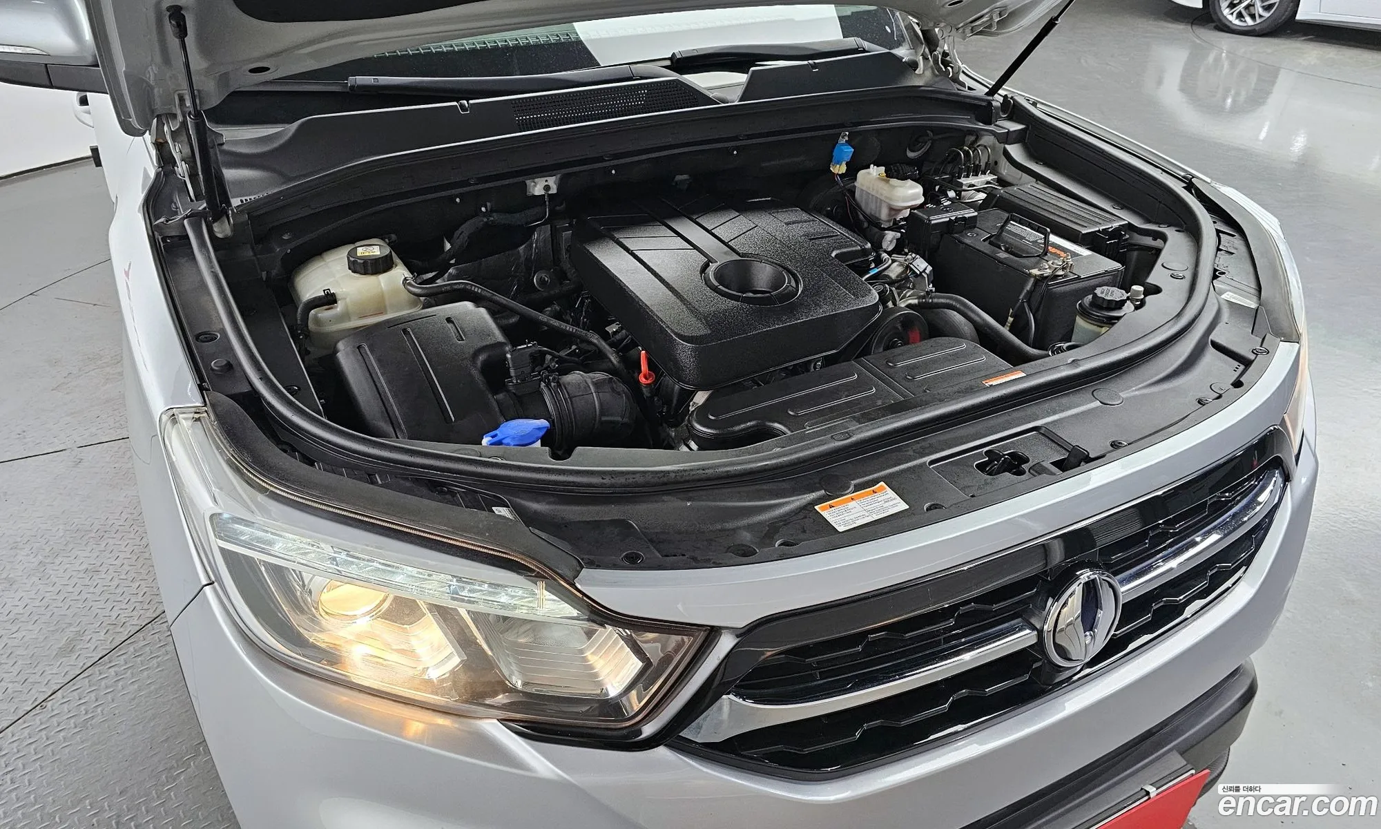 Kg Mobility Ssangyong Rexton Sports Diesel 22 2Wd Prestige - фотография 7389286