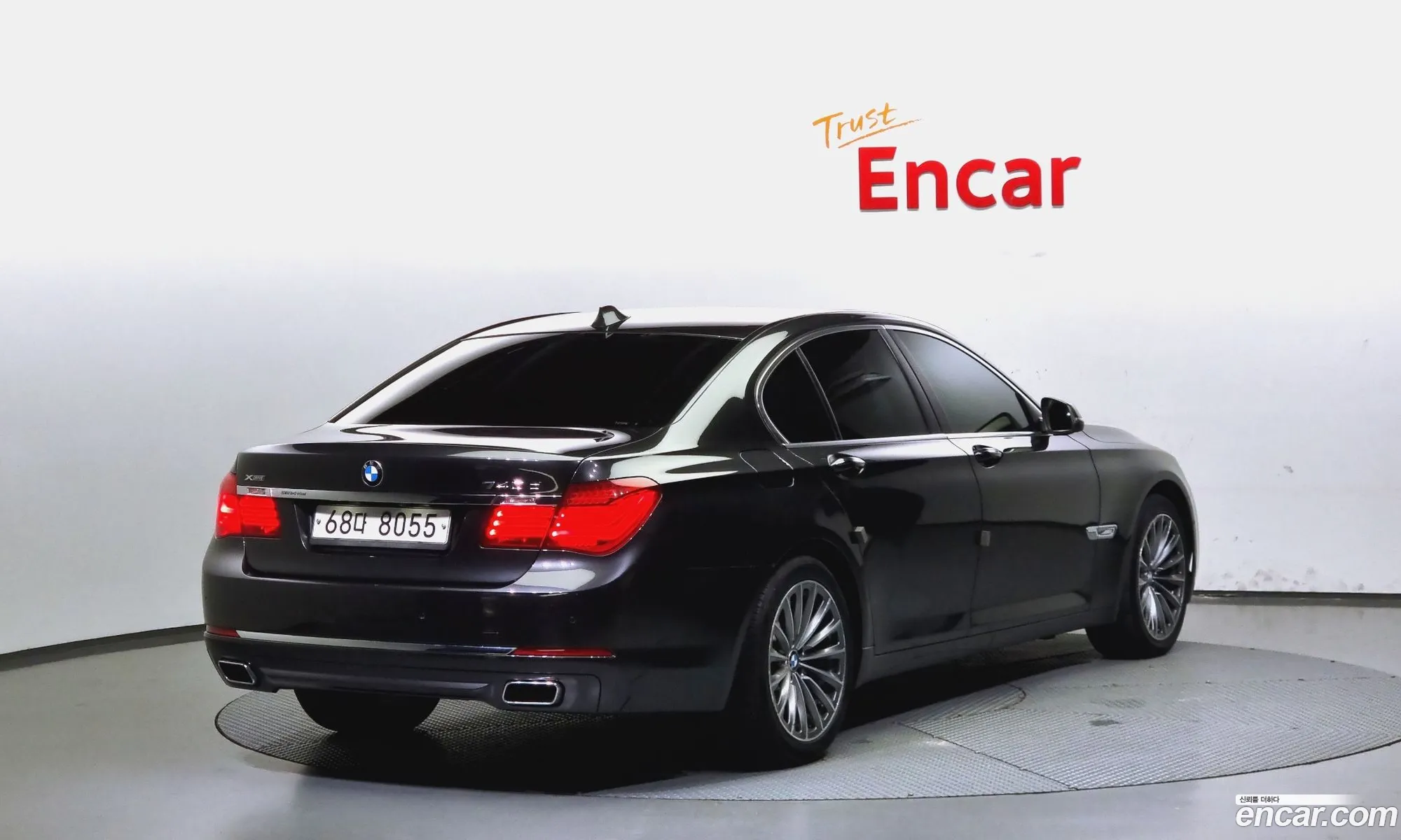 BMW 7 Series F01 740D xDrive Individual - фотография 15003054