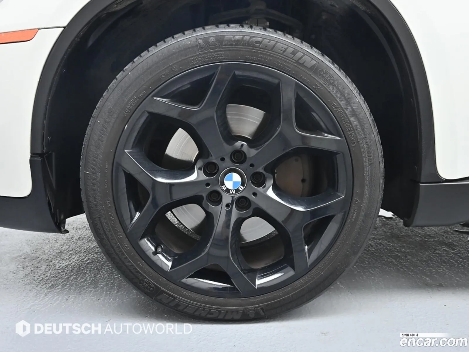 BMW X6 E71 50I - фотография 12009359