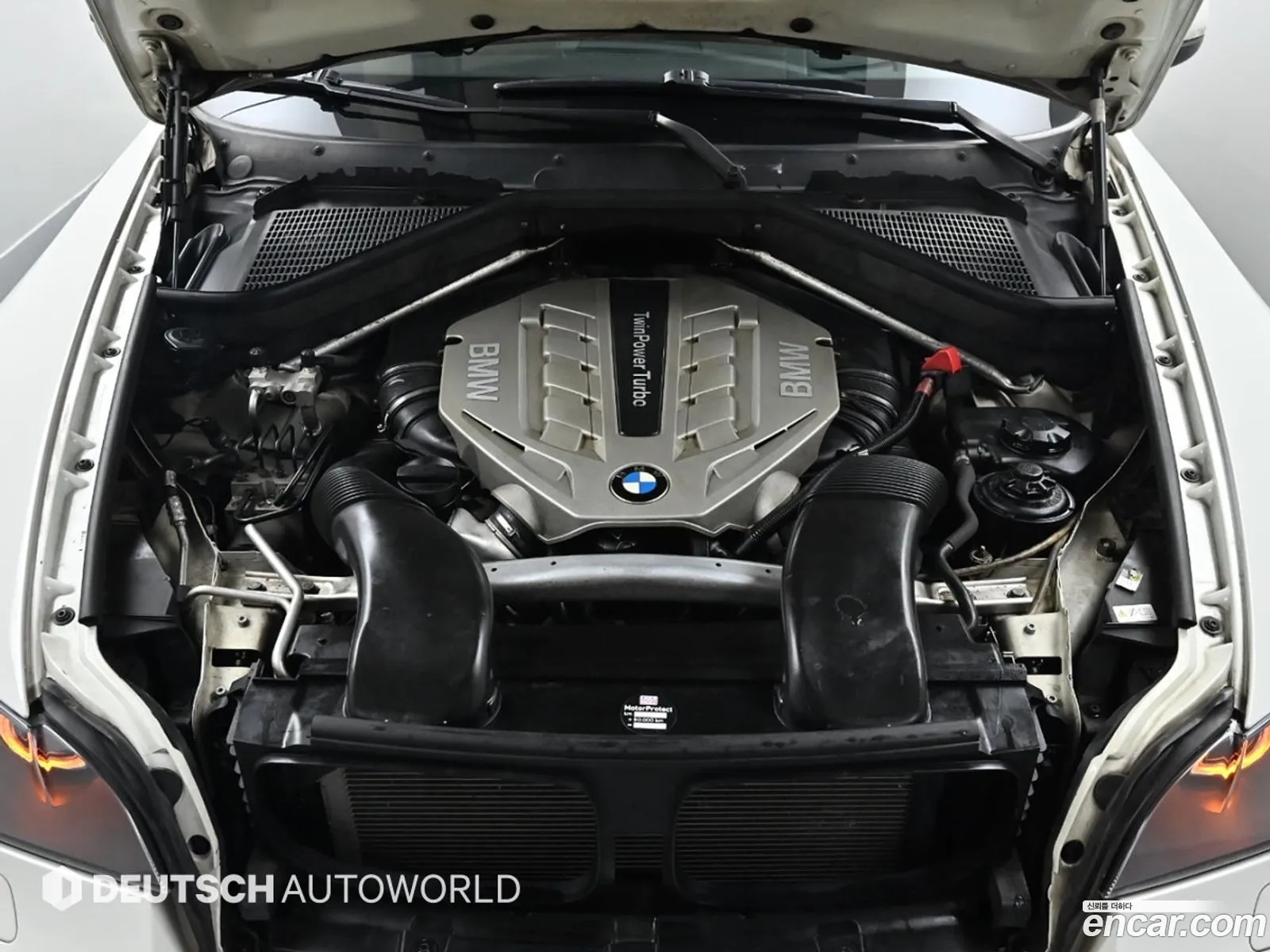 BMW X6 E71 50I - фотография 12009360