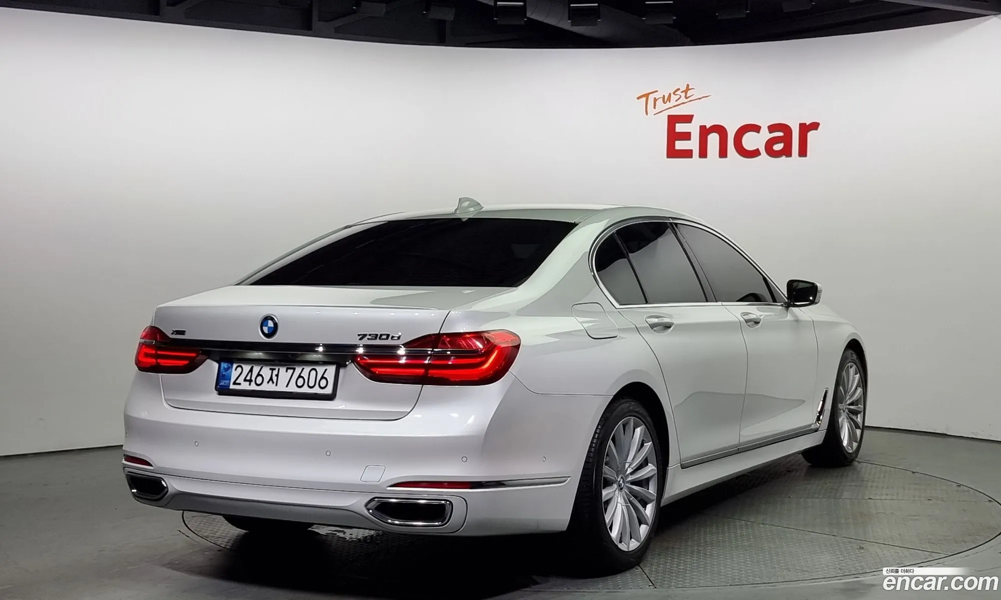 BMW 7 Series G11 730D xDrive - фотография 6853651