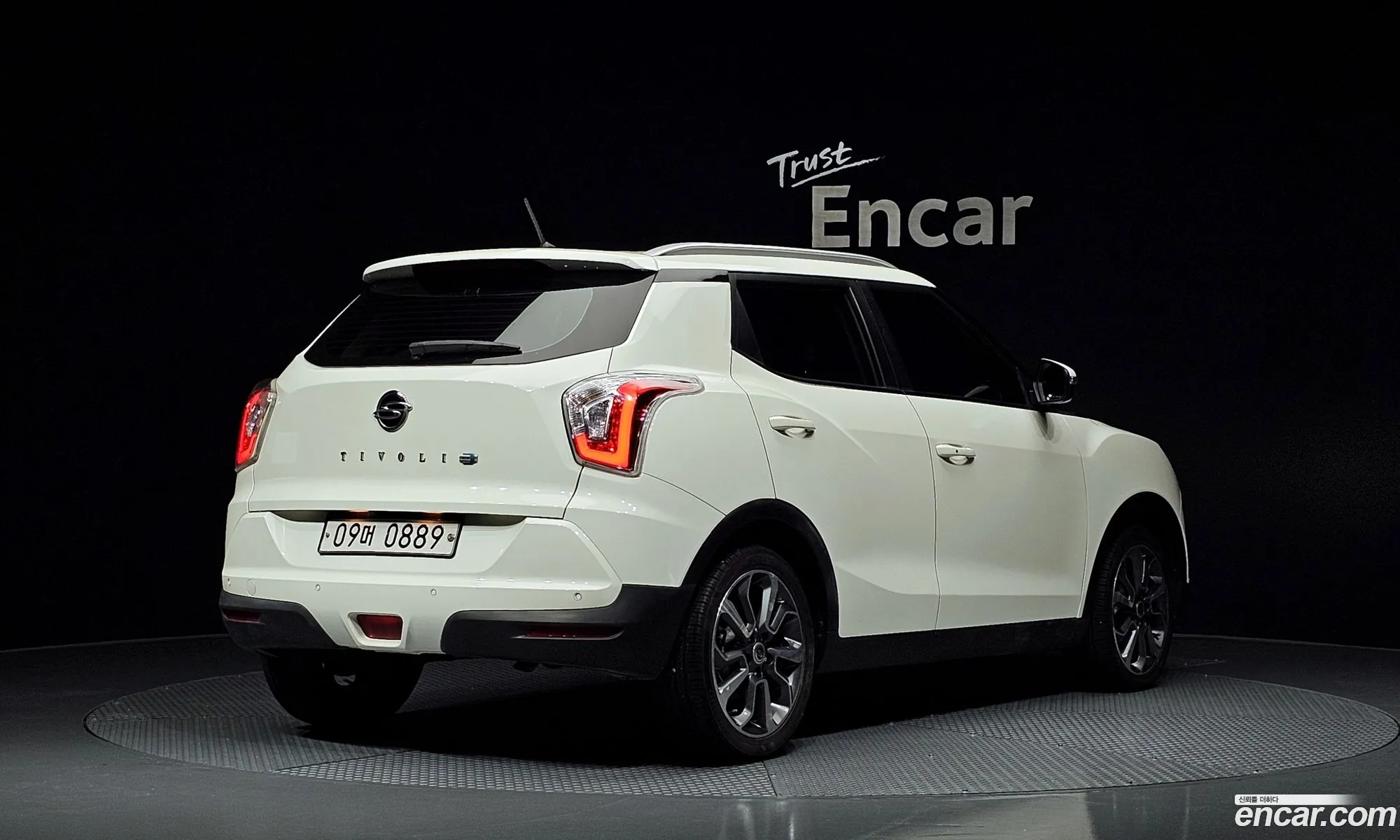 Kg Mobility Ssangyong Tivoli Diesel Vx 2Wd - фотография 7448912