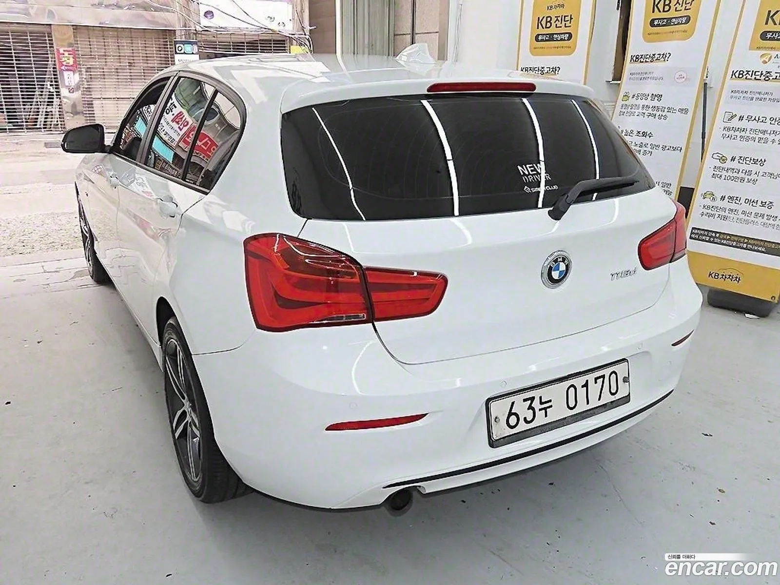 BMW 1 Series F20 118D Sports 5-Door - фотография 7392267