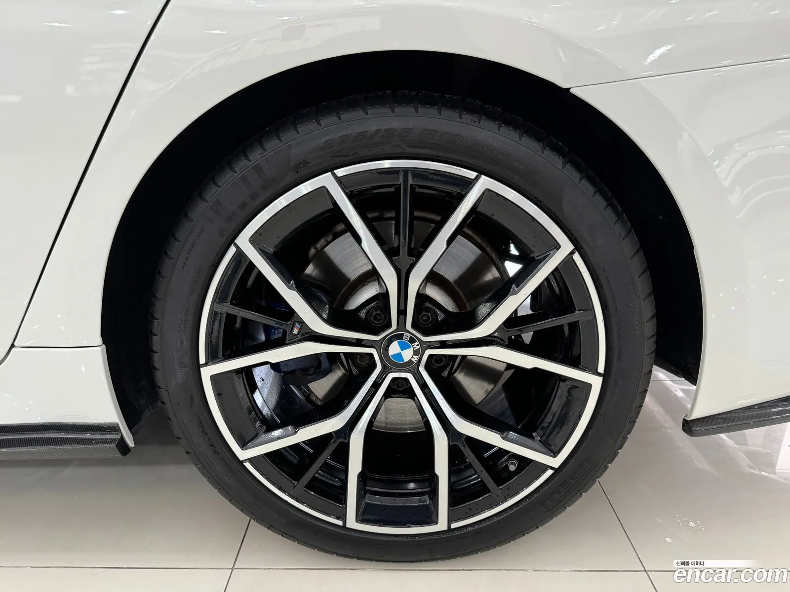 BMW 5 Series G30 530I M Sports - фотография 8486277