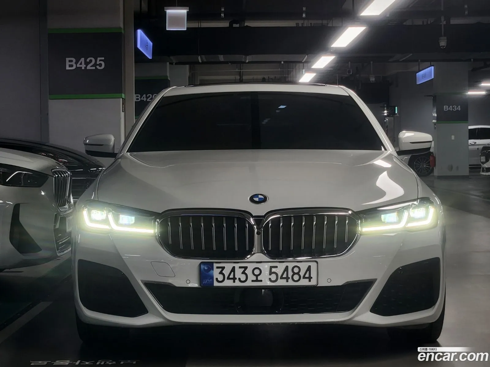 BMW 5 Series G30 530I M Sports - фотография 12002086