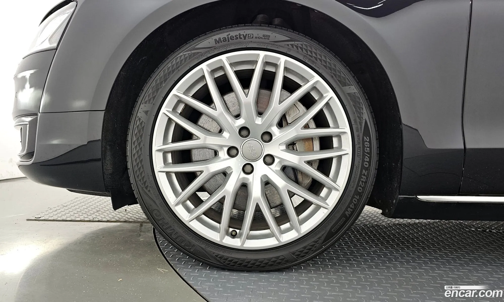 Audi New A8 60 Tfsi Quattro Lwb D4 - фотография 1146461