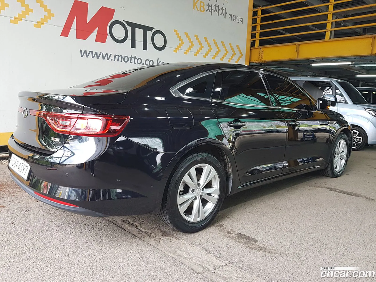 Renault Korea Samsung Sm6 20 Lpe Pe Rental Car - фотография 8014573