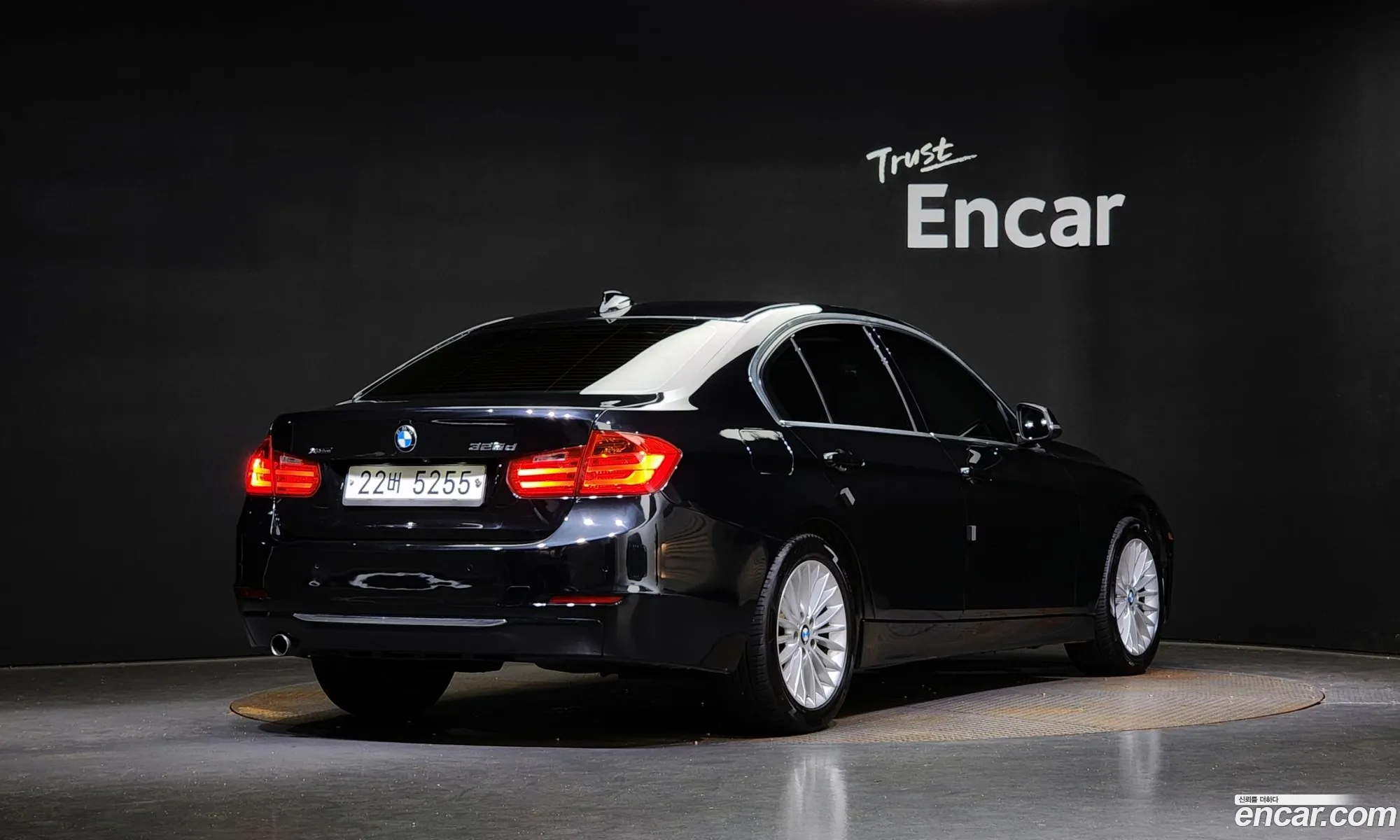 BMW 3 Series F30 320D Luxury - фотография 6795134