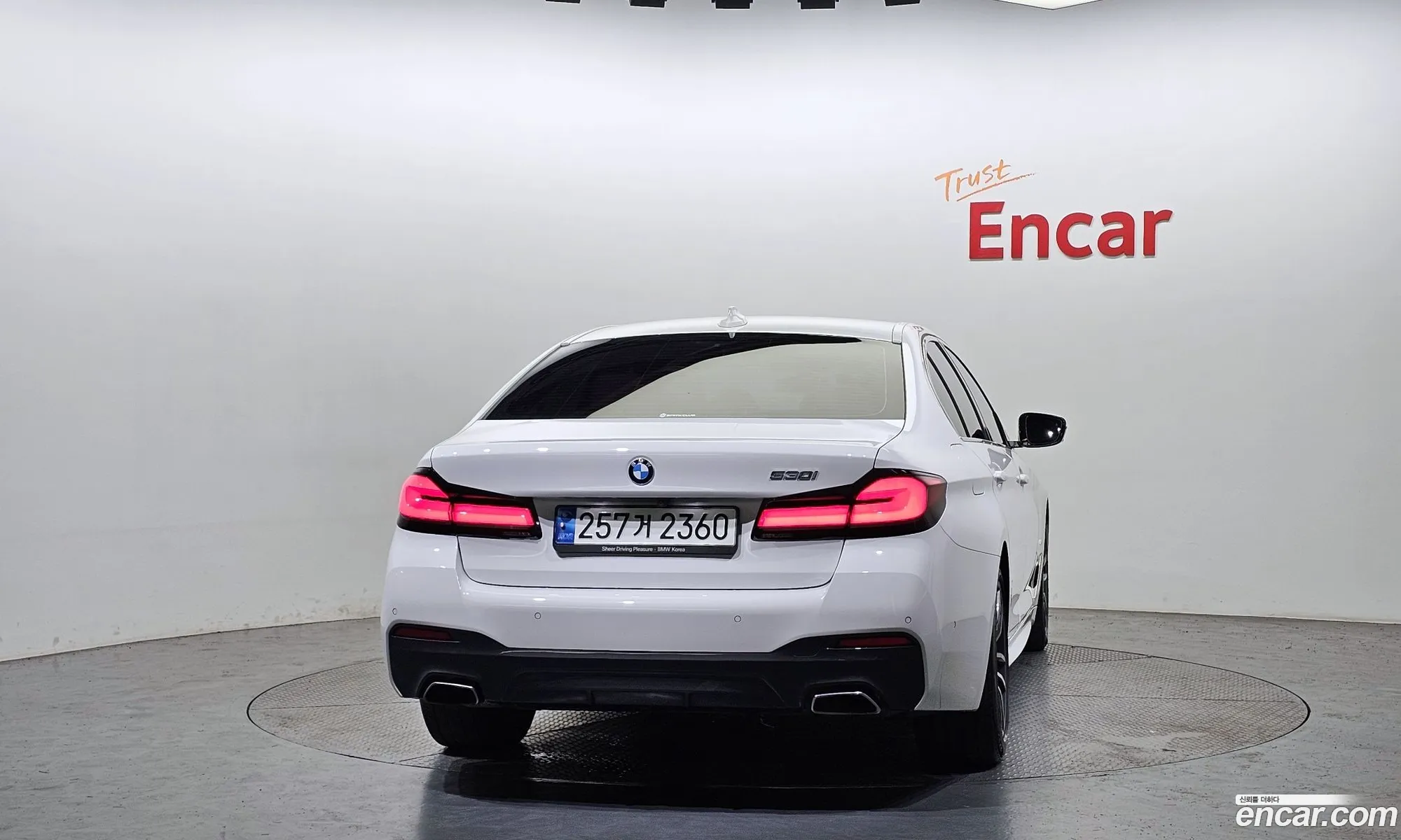 BMW 5 Series G30 520I M Sports - фотография 18465330
