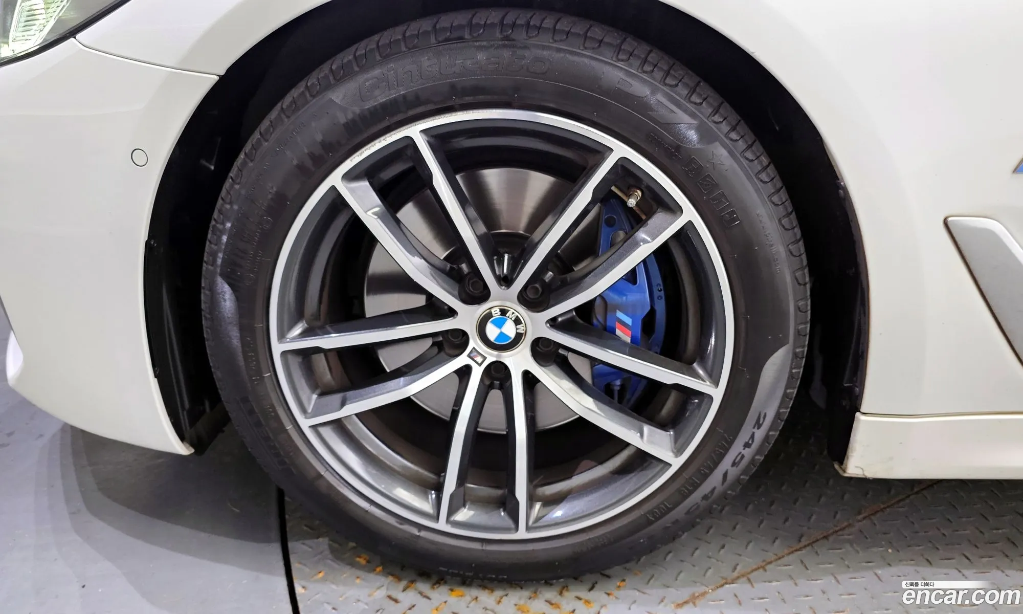BMW 5 Series G30 520I M Sports - фотография 18465331