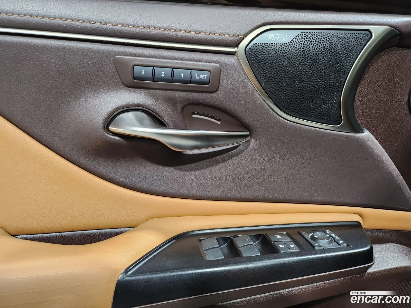 Lexus Es300H 7Th Generation Executive - фотография 6585609