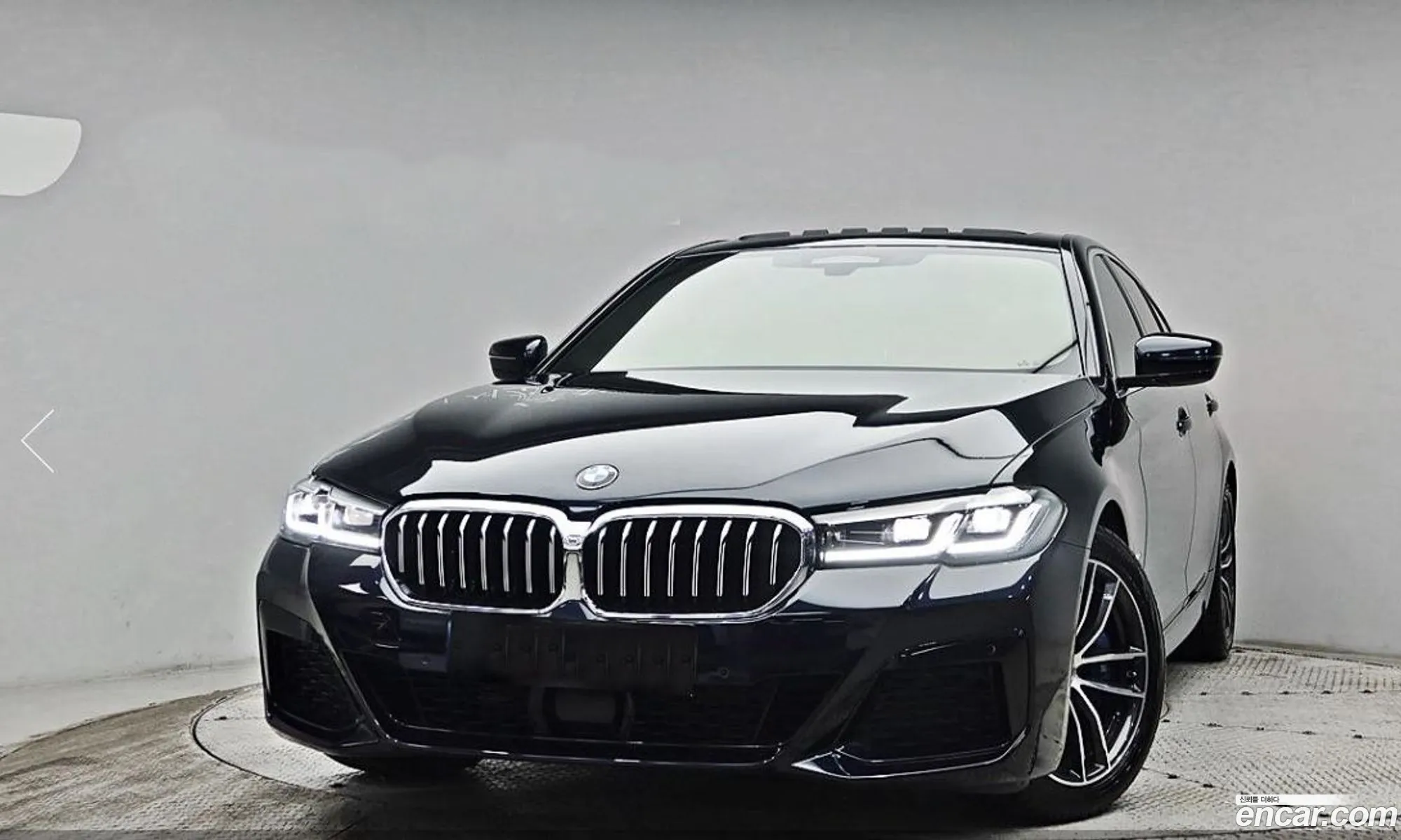 BMW 5 Series G30 520I M Sports - фотография 12009319