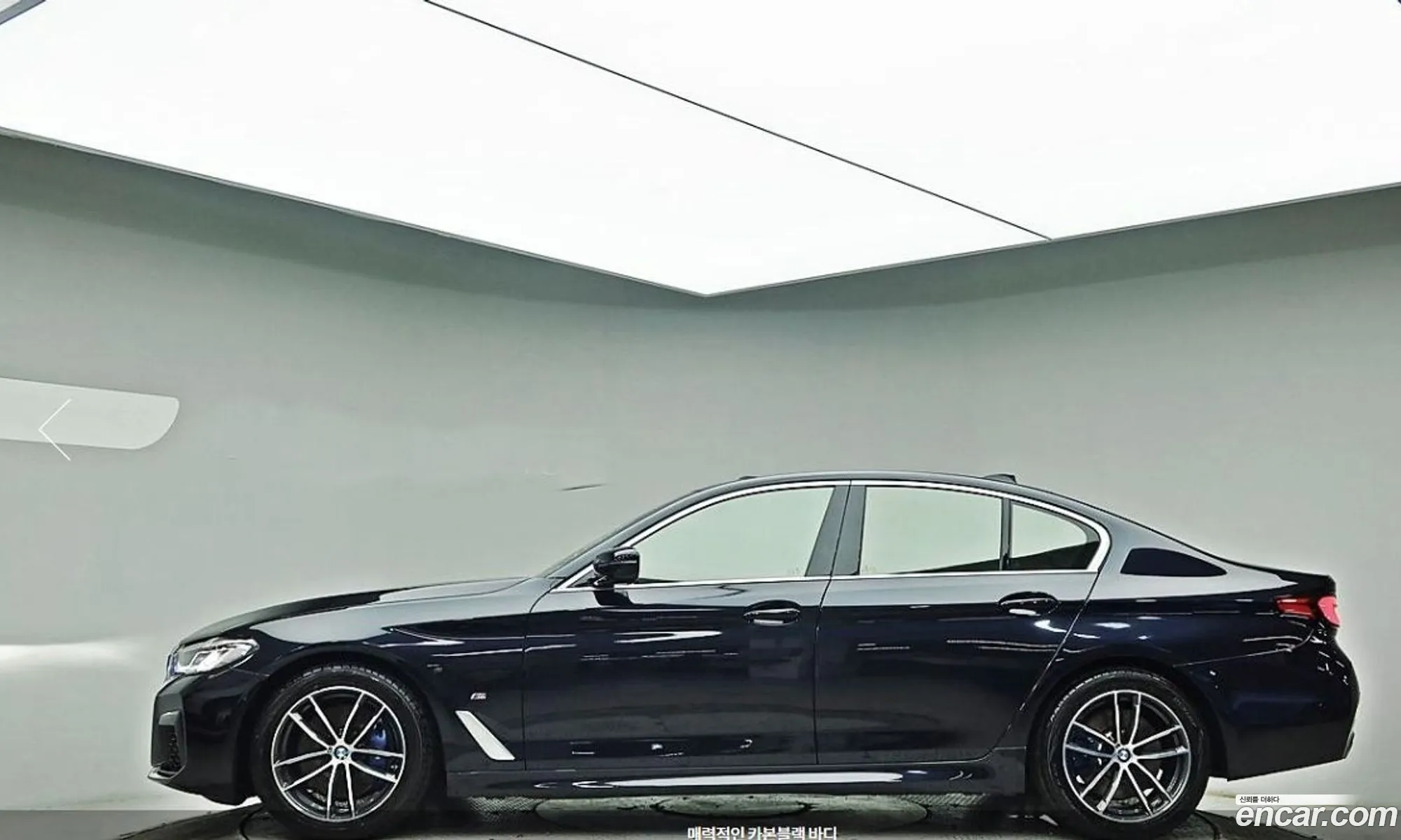 BMW 5 Series G30 520I M Sports - фотография 12009320