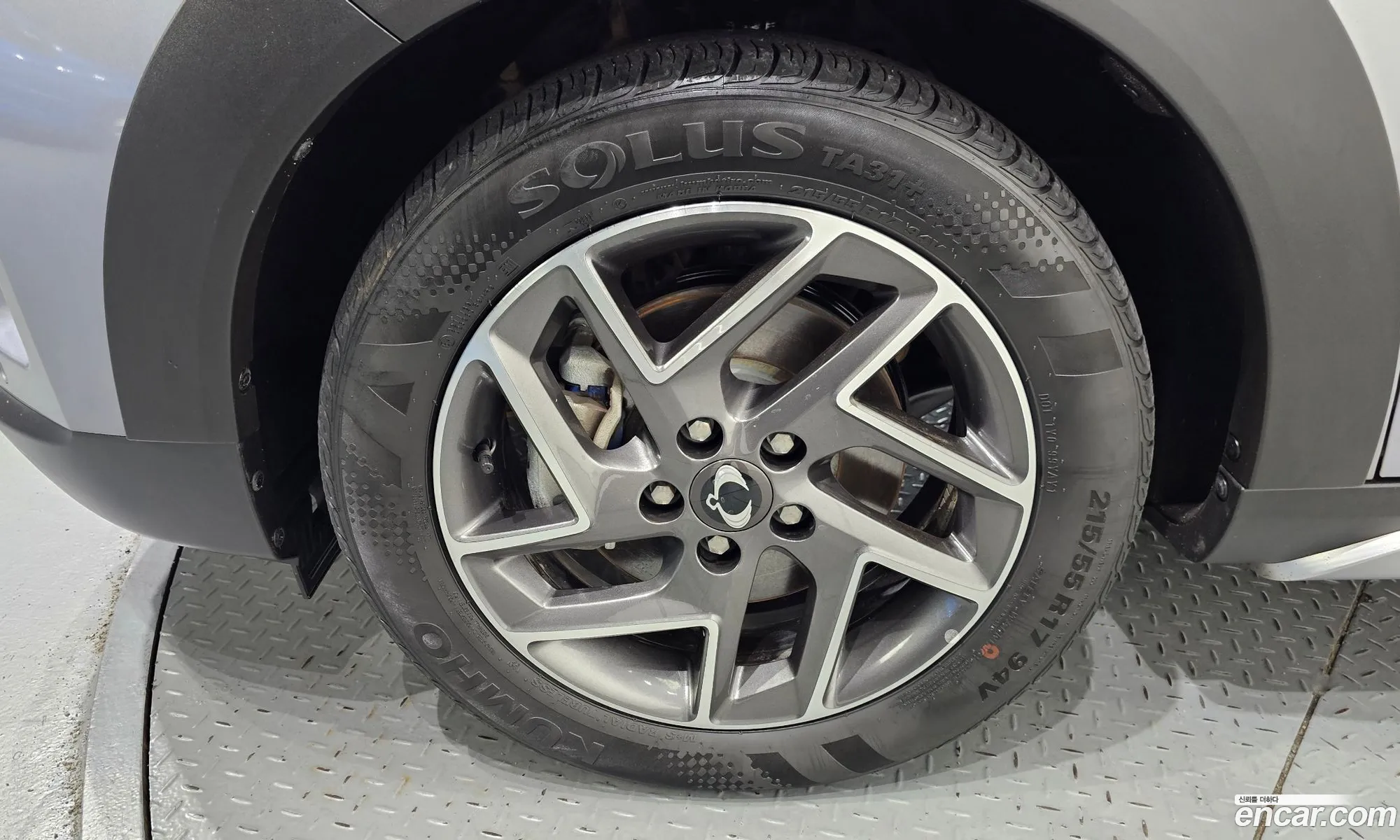 Kg Mobility Ssangyong The New Tivoli 15 4Wd V7 - фотография 8007940