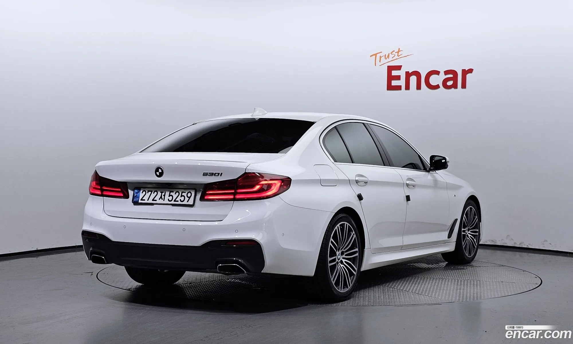 BMW 5 Series G30 530I M Sports Plus - фотография 7837784