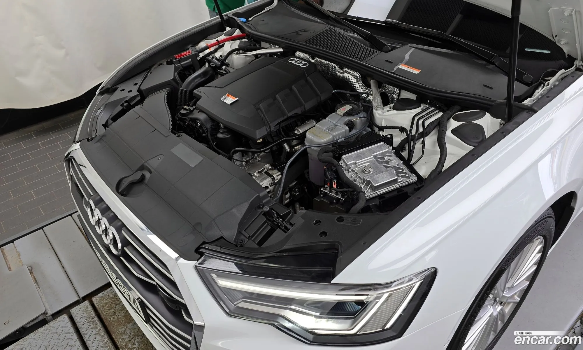 Audi A6 C8 45 Tfsi Quattro Premium - фотография 491792