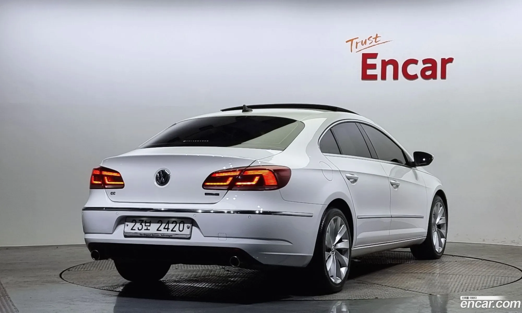 Volkswagen New Cc 20 Tdi Bluemotion 4Motion - фотография 12481222