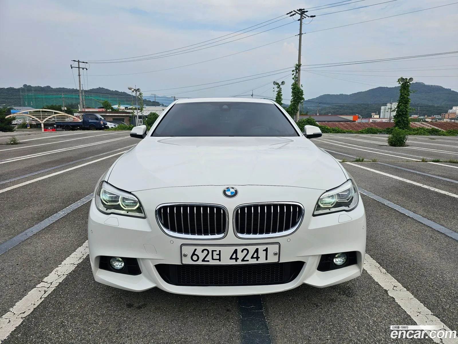 BMW 5 Series F10 520D M Aerodynamics - фотография 7364368