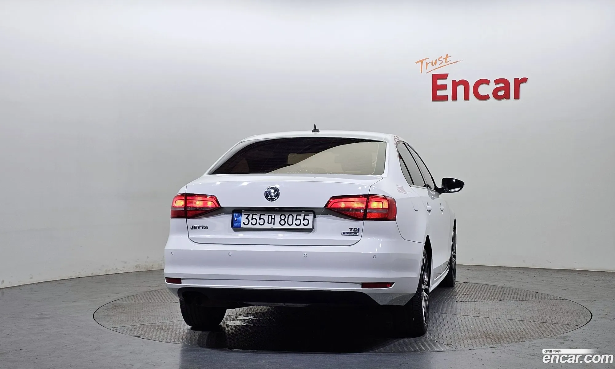 Volkswagen New Jetta 20 Tdi Bluemotion 6Th Generation - фотография 8019034