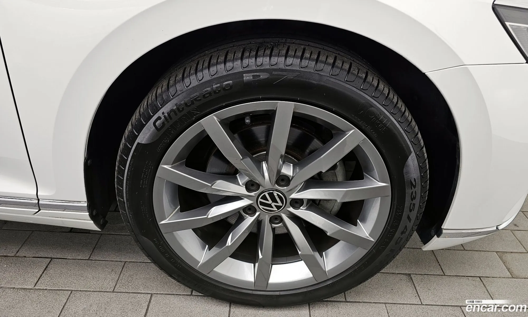 Volkswagen Passat GtB8 20 Tdi Prestige - фотография 8019023