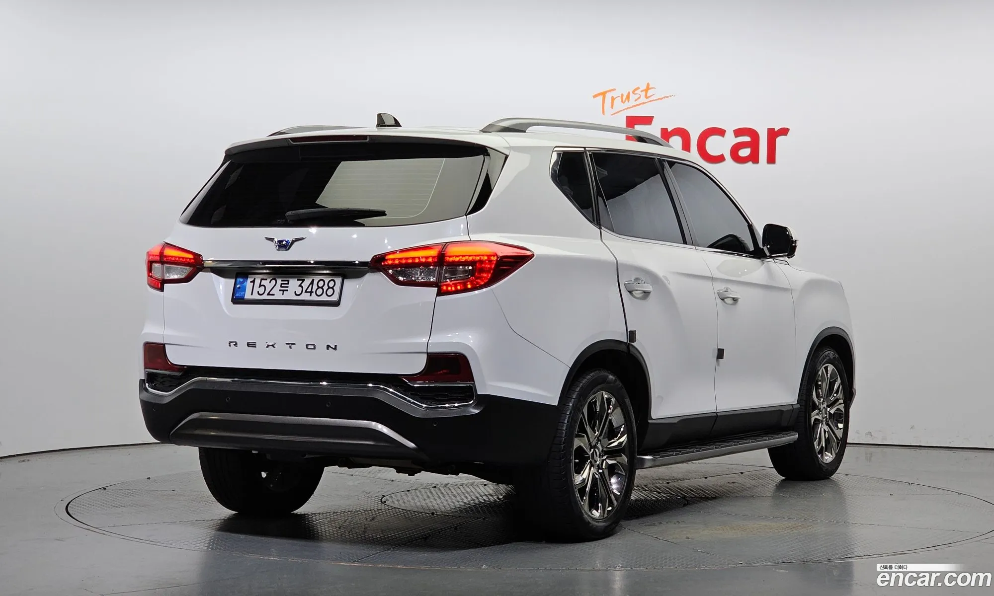 Kg Mobility Ssangyong G4 Rexton Diesel 22 4Wd White Edition - фотография 8007901