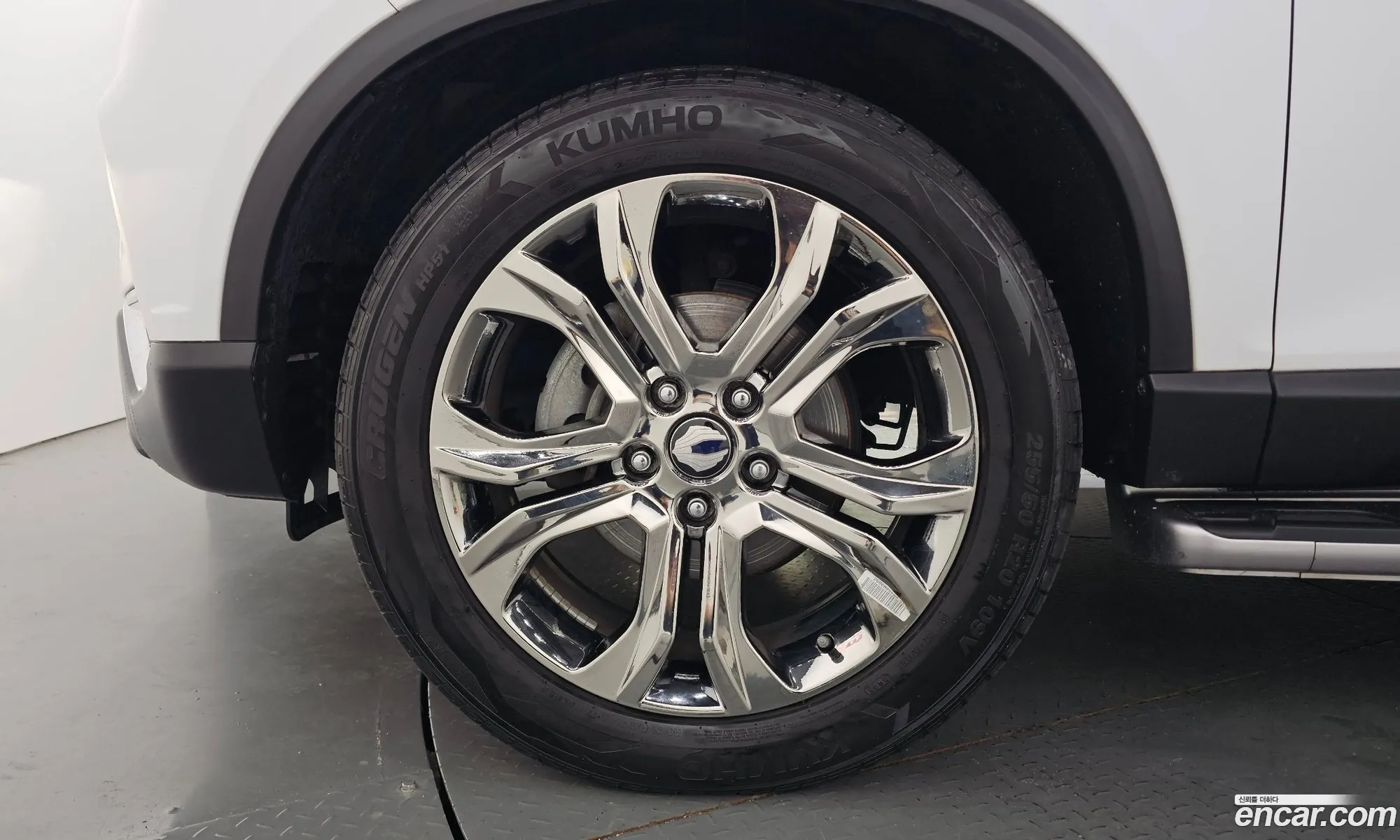 Kg Mobility Ssangyong G4 Rexton Diesel 22 4Wd White Edition - фотография 8007904