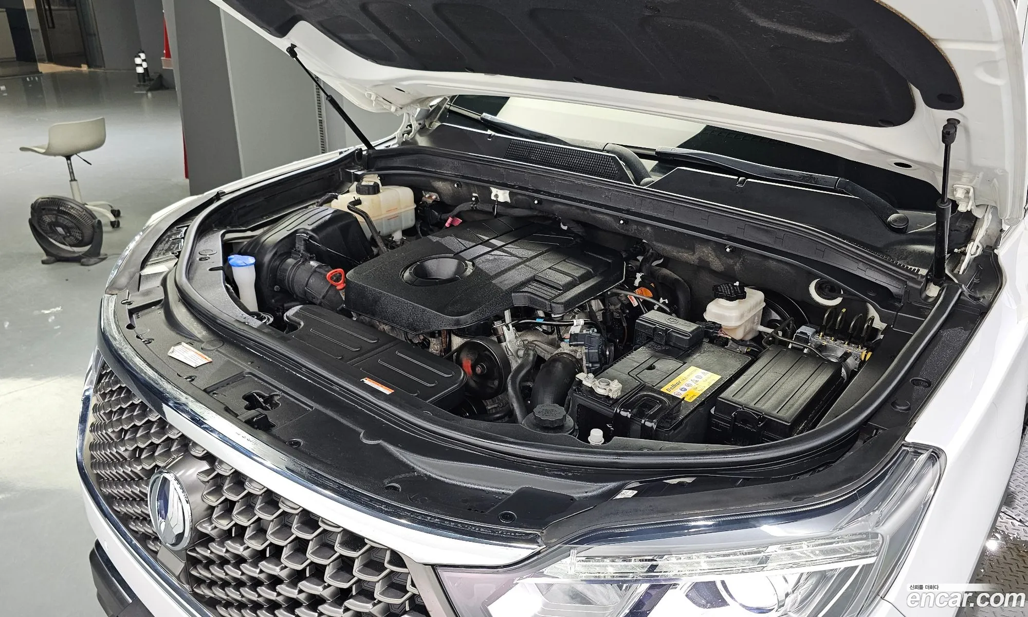 Kg Mobility Ssangyong G4 Rexton Diesel 22 4Wd White Edition - фотография 8007905