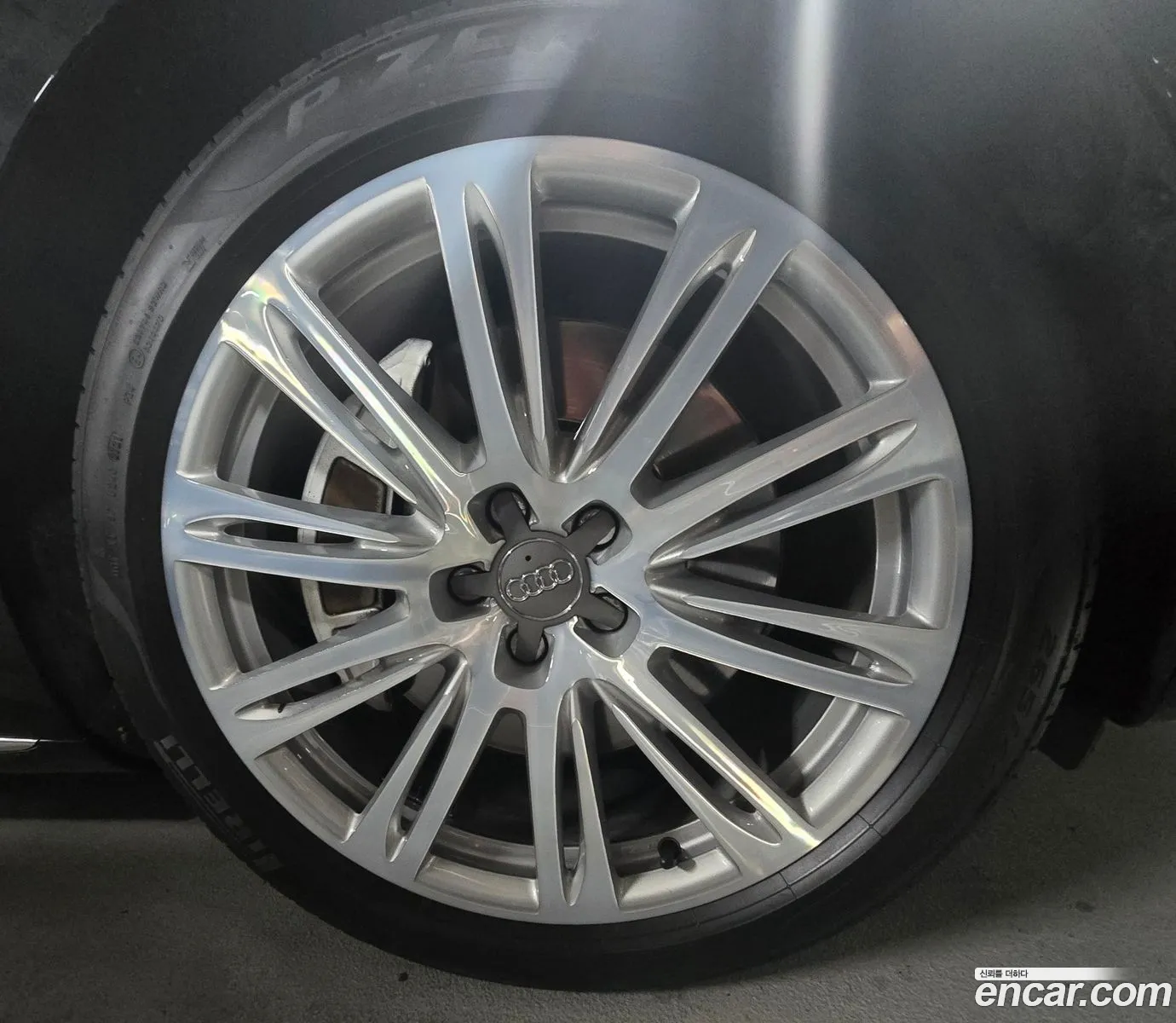 Audi New A8 40 Tfsi Quattro Lwb D4 - фотография 1096897