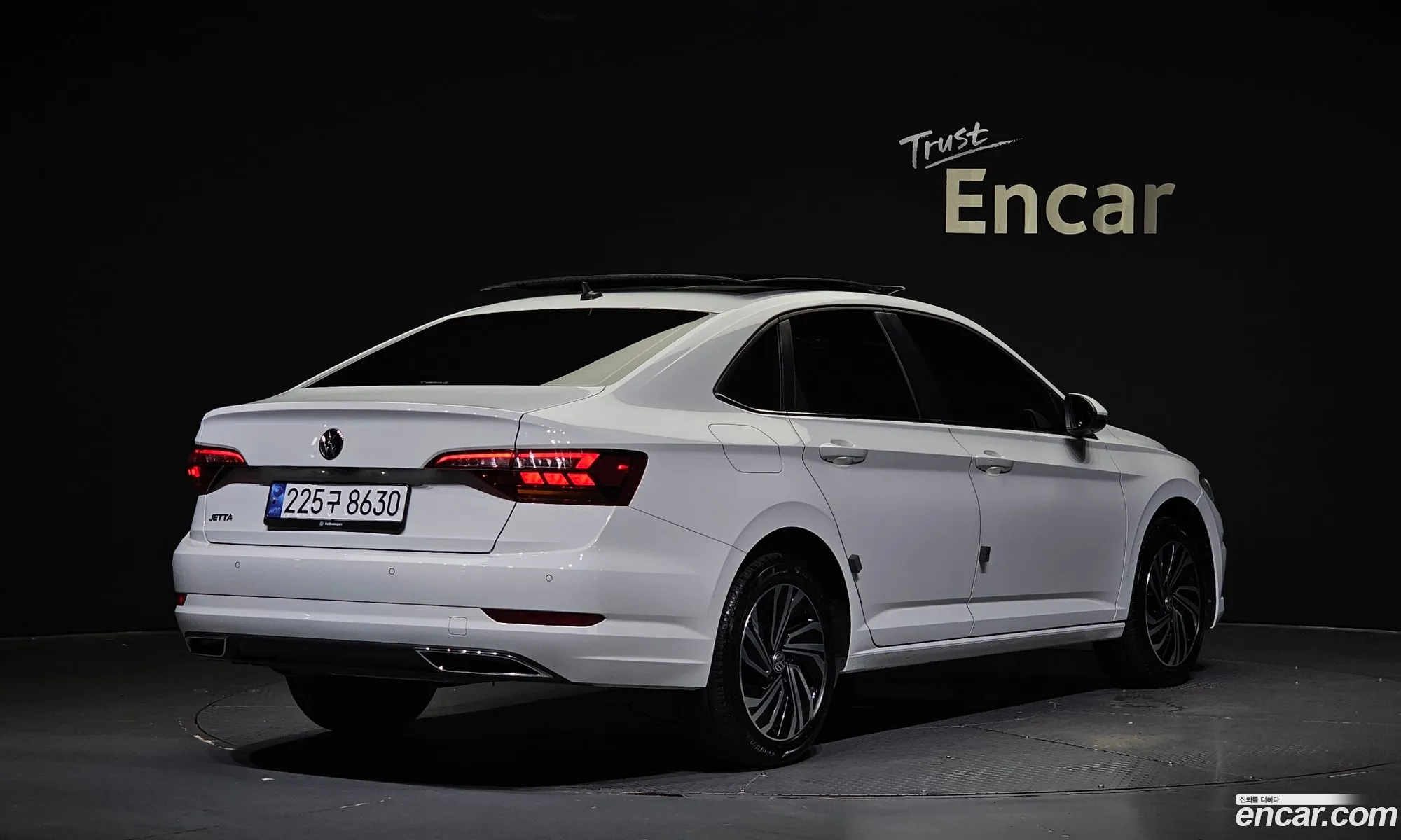Volkswagen Jetta 7Th Generation 14 Tsi Prestige - фотография 8019008
