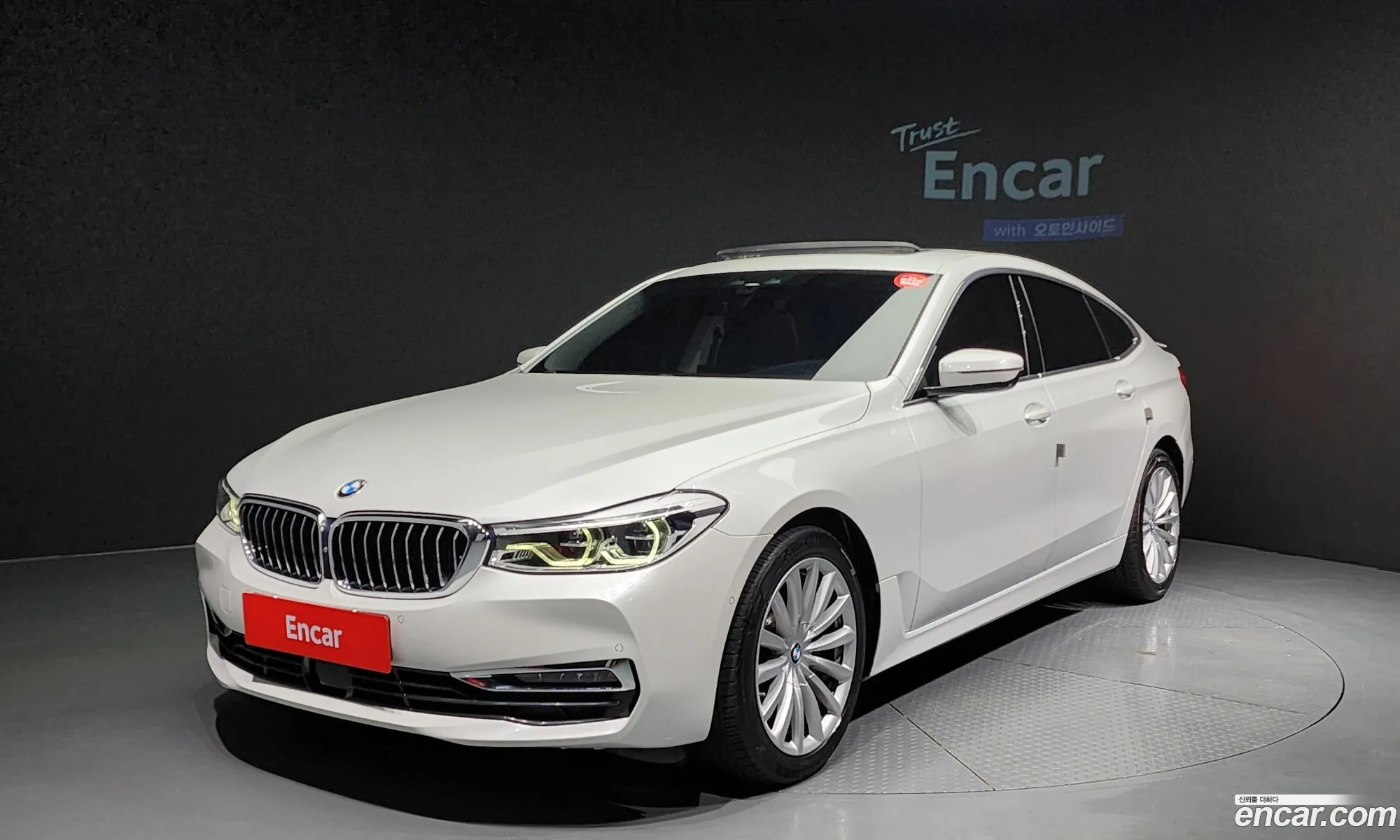 BMW 6 Series Gt G32 620D Luxury - фотография 12479490